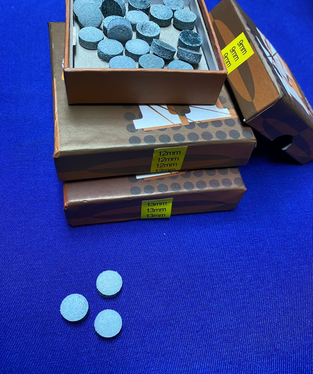Tete en cuire pour canne de billard
